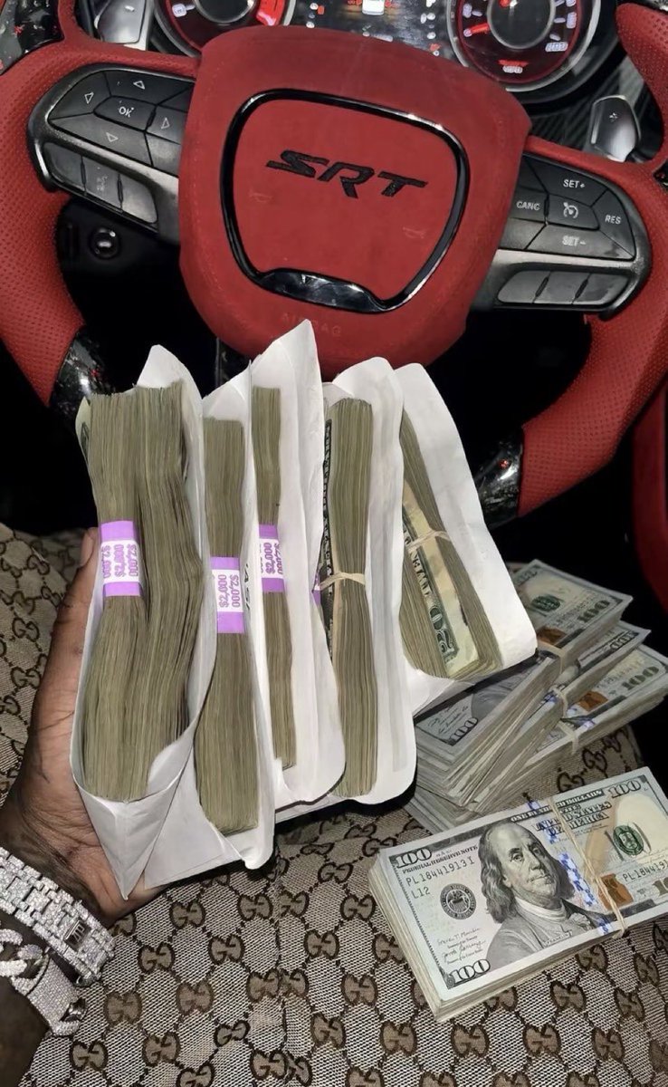 giftlovej's tweet image. 