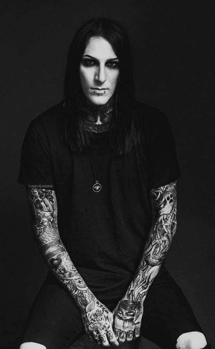 BrxtalRiptide's tweet photo. "My handsome Horror Twin for man crush Monday" β‘β‘ @ShxdowDisguise #MCMonday https://t.co/a0kxtpKZXq
