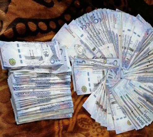 كم المبلغ اللي يحل كل أزماتك ؟

أكتب كم المبلغ . وإن شاء الله يجيييك 💵💰😍😍

بسم الله نبد. 👇🏻
تابع <a href="/LmyaDat25215/">الأميرة لمياء بنت ماجد آل سعود✪</a>