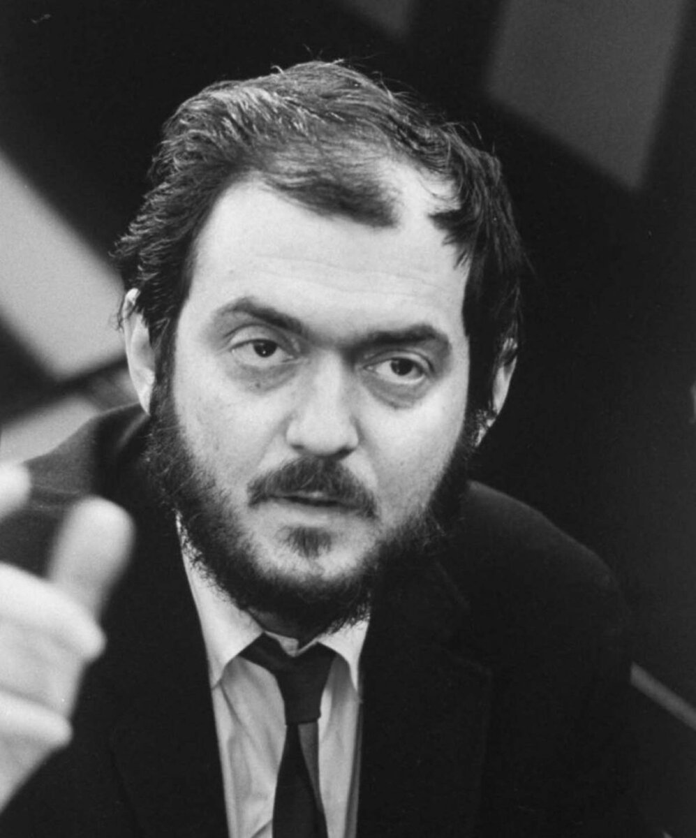 sovietcine's tweet photo. Stanley Kubrick on Vsevolod Pudovkin's influential theories of editing:

"I read Eisenstein’s books at the time, and to this day I still don’t really understand them. The most instructive book on film aesthetics I came across was Pudovkin’s Film Technique, which simply explained that editing was the aspect of the film art form which was completely unique, and which separated it from all other art forms. The ability to show a simple action like a man cutting wheat from a number of angles in a brief moment, to be able to see it in a special way not possible except through film—that this is what it was all about. This is obvious, of course, but it’s so important it cannot be too strongly stressed. Pudovkin gives many clear examples of how good film editing enhances a scene, and I would recommend his book to anyone seriously interested in film technique."

-Interview with Joseph Gelmis in 1970.