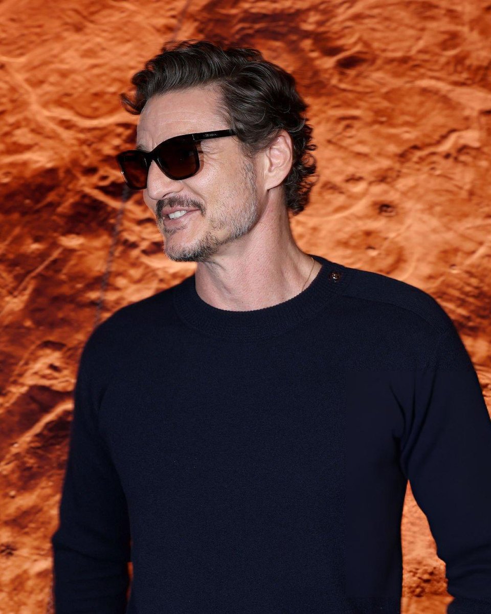 pascalfanatic's tweet image. HOTTEST 50 YEAR OLD MAN I&apos;VE EVER SEEN