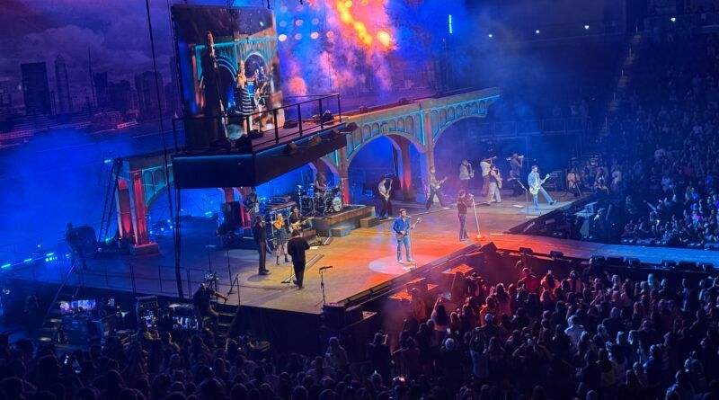 ListenIowa's tweet image. REVIEW: Jonas Brothers, Casey's Center, 10.5.25
buff.ly/ACQMJdb 
@iaeventscenter