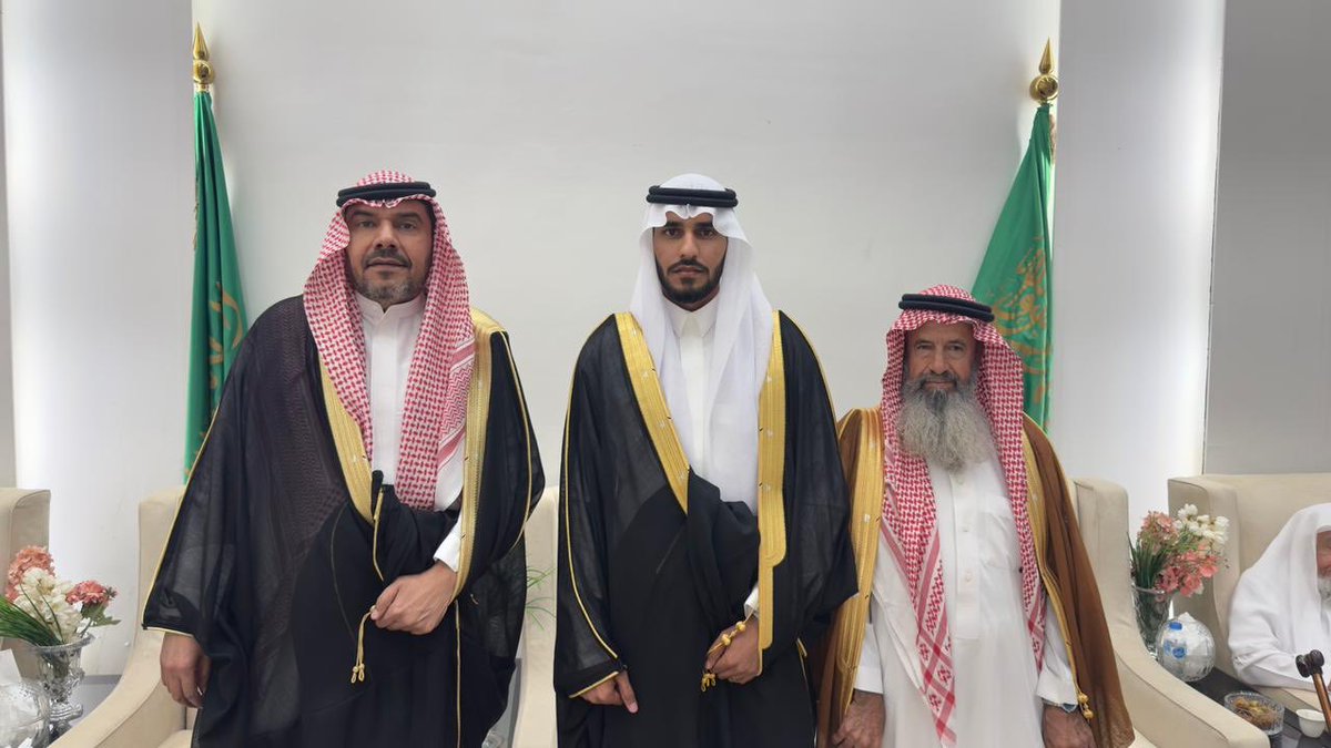 حفل زواج الشاب / عبدالرحمن بن عبدالعزيز القعيد على كريمة العم / عبدالله بن عثمان الفارس

بارك الله لهما و بارك عليهما و جمع بينهما في خير