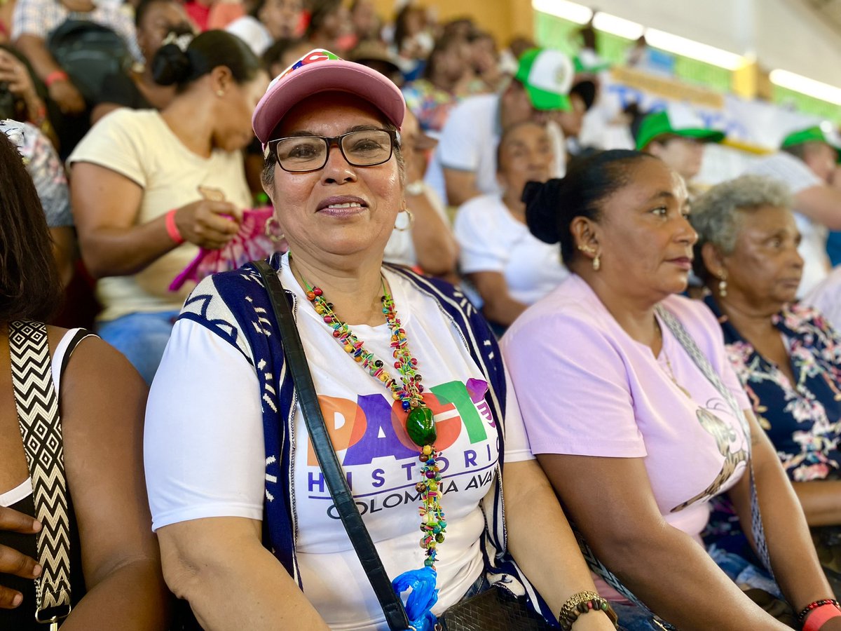 📍| Hoy estamos presentes en Tumaco, acompañando la firma del Pacto Territorial Nariño por la Vida y la Paz. 🕊️

Un momento histórico que une al Gobierno Nacional, la Gobernación y los municipios en un solo propósito: transformar nuestro territorio con más oportunidades, equidad