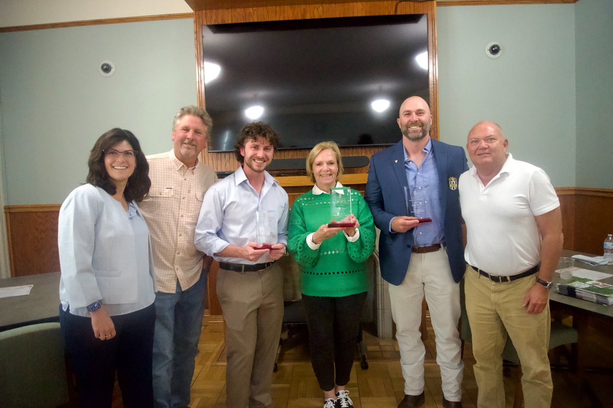 We want to give a big thank you to our incredible alumni winners and everyone who attended our Alumni Awards last week!

Alumni Winners:

Nick White- Distinguished Horticulture Alumni

Max McKeown- Horticulture Early Career Alumni

Kathy Tynes- Service of the Horticulture Dept.
