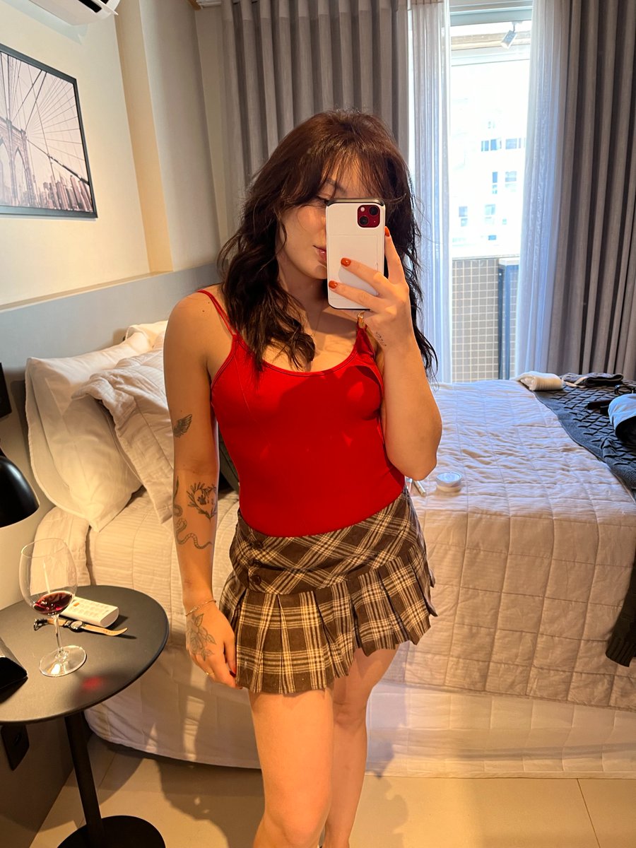YumiSweetFever's tweet photo. Choking on it, legs shaking, cum dripping down my thighs. I want all of it. FREE LINK ⬇️ https://t.co/Kk6oRshVWS