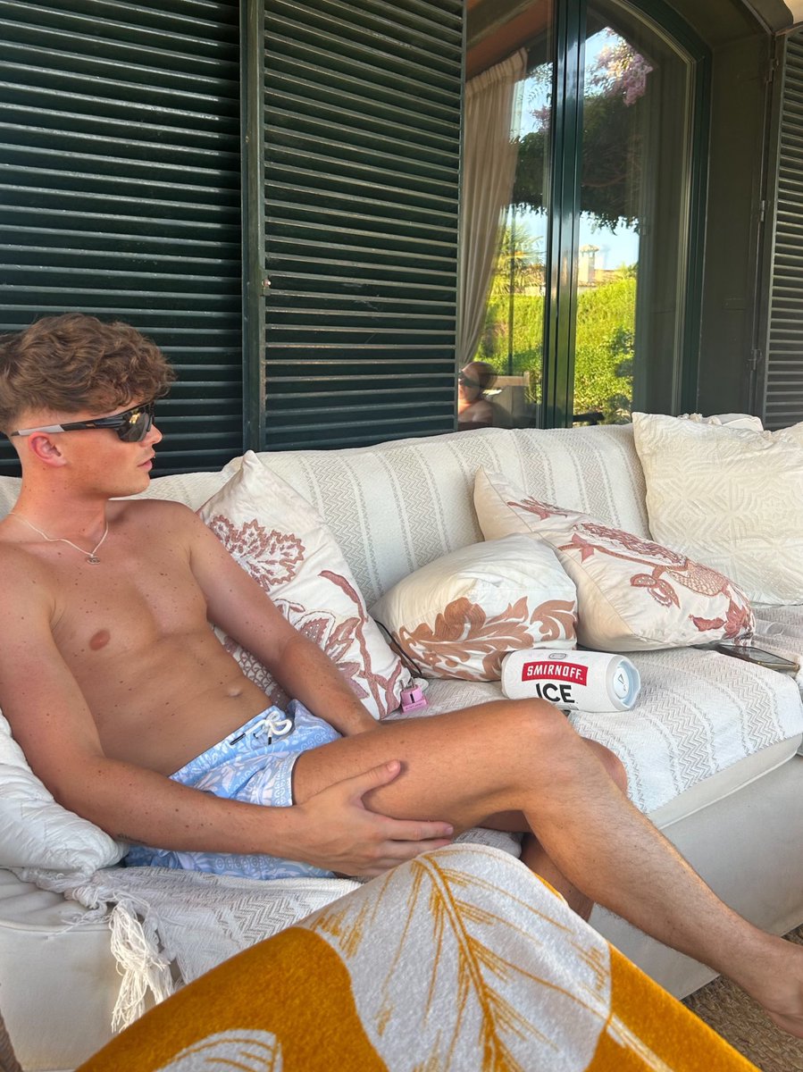 Back abroad ☀️