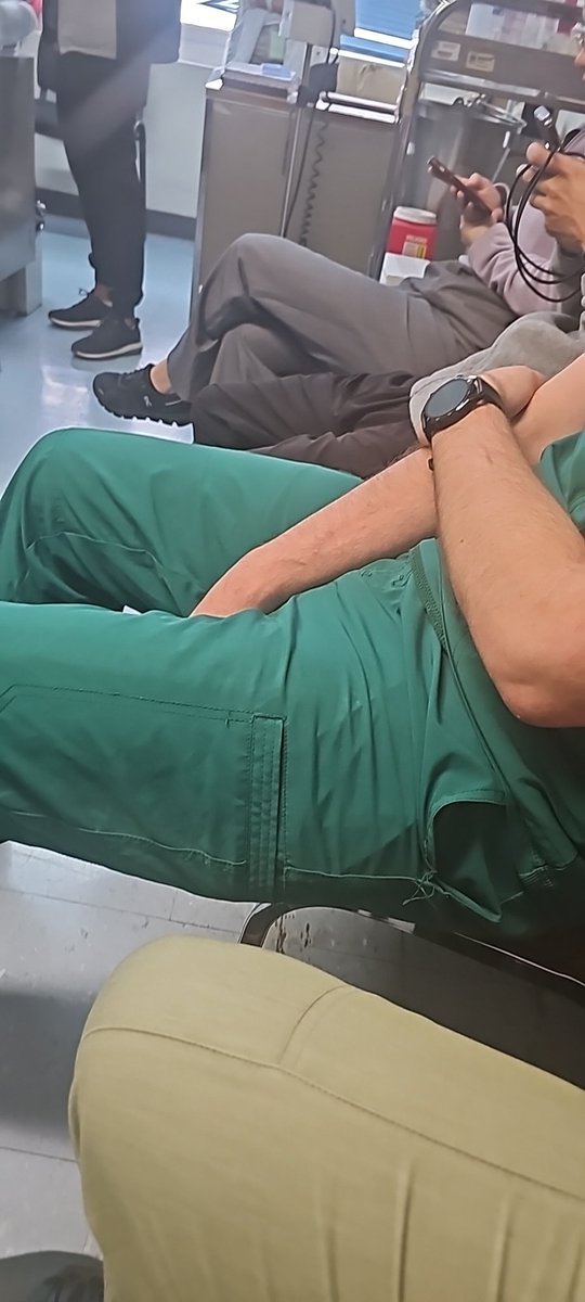 Como me mama ser planta 4.... Malditas rotaciones inservibles