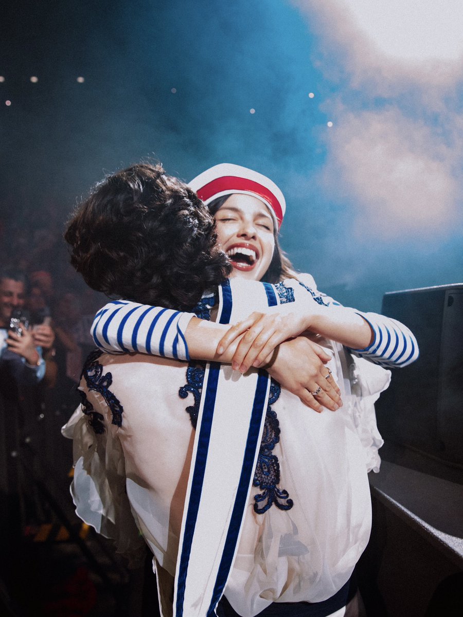 coneworldhq's tweet image. conelivia are soulmates 4ever 🥹🤍