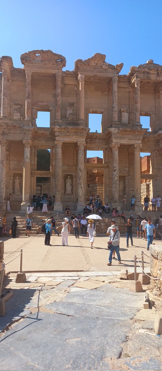 mnvrgrl's tweet image. #EphesusİzmirSelçuk
#Libraryofcelsus
@OnatGo