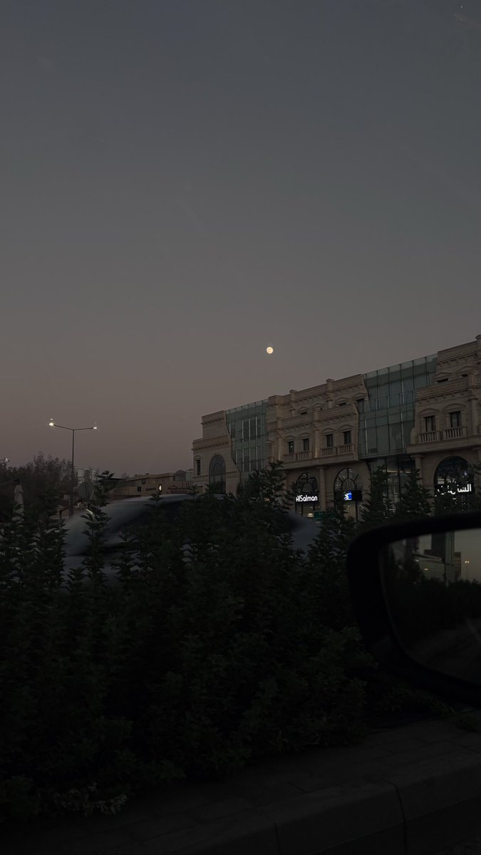 كان هالليلة بهاكي ماهو عادي  #قمر_الليله