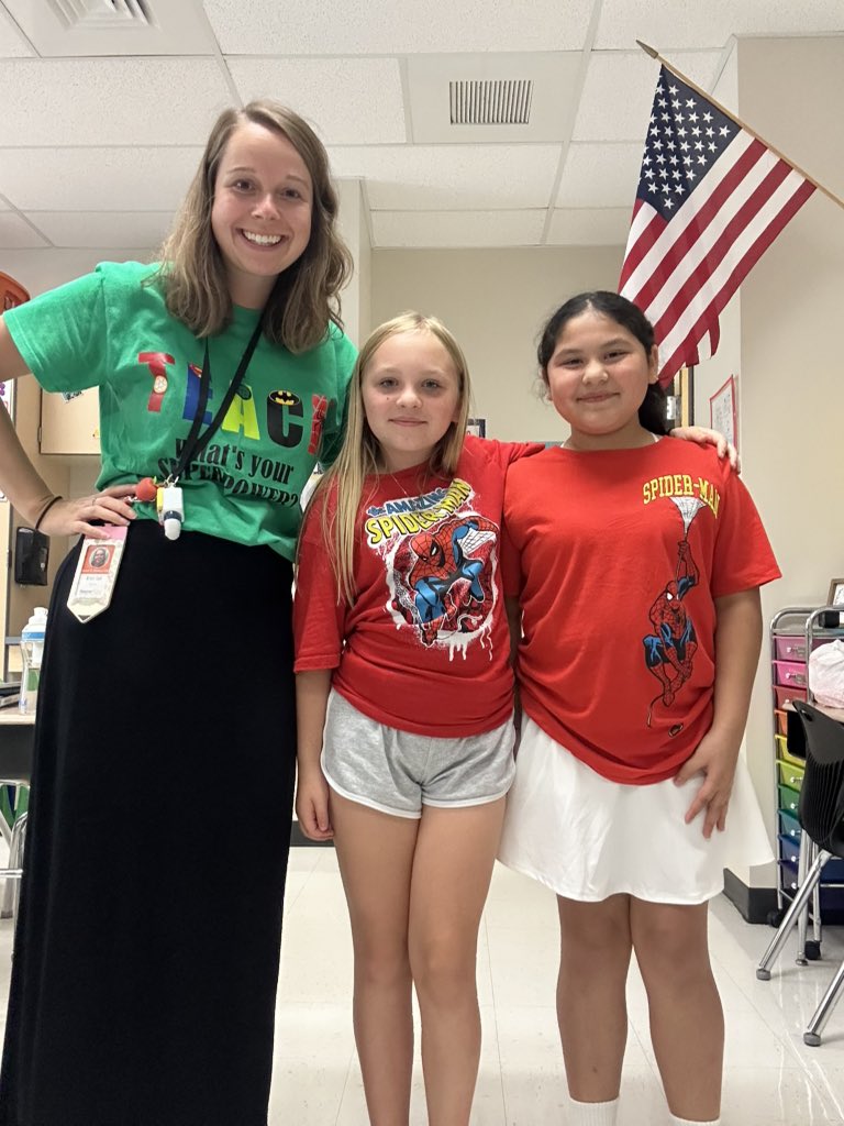 MrsMooreInThird's tweet photo. Superhero day today for spirit week! https://t.co/2D89Rnikua