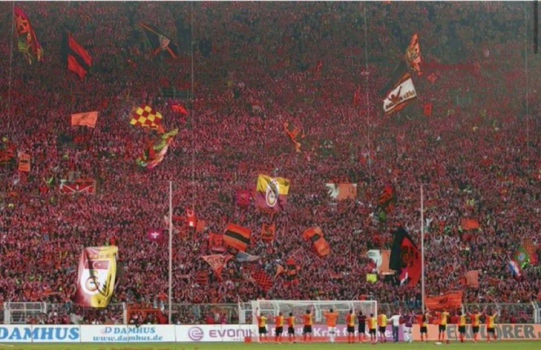 BİLGİ: Son 10 yılda en çok kapalı gişe oynayan takım Galatasaraydır.