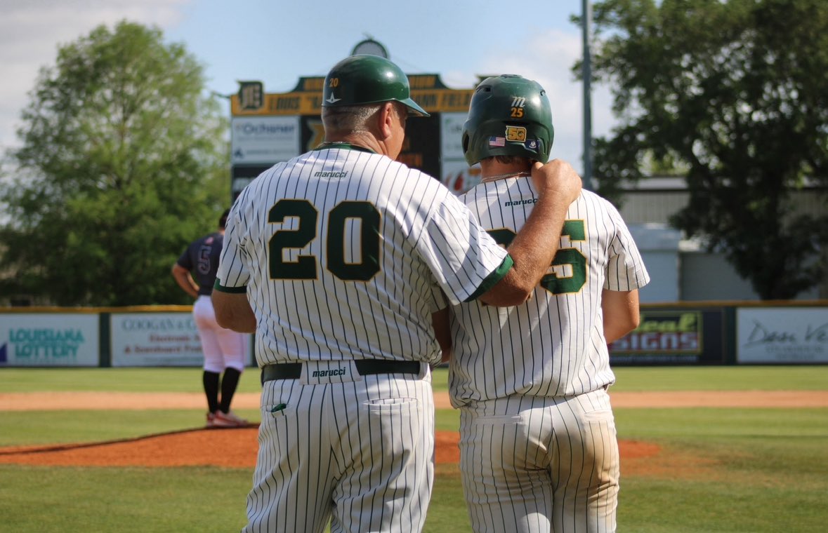 delgadodolphins's tweet image. Happy National Coaches Day! A special shout to Coach Scheuermann, Coach Fields, and Coach Barthe’ for their leadership of our teams. Thanks to Assistant coaches Mike Tullier, Stephen Klein, Kynedi Poullard, and Rory Poplion for all that you do! Our coaches change lives every day!