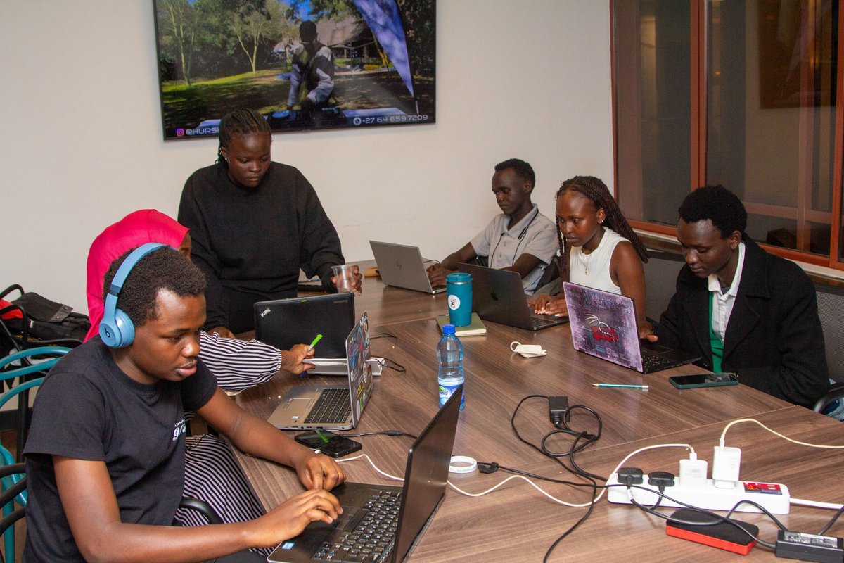ADAMUR_R's tweet image. Today we celebrated our winners virtually, and we couldn’t be prouder. 
The creativity, teamwork, and technical brilliance each team showed reminded us what building together onchain really means.
Huge congratulations to everyone who poured their heart into this. You’re shaping…