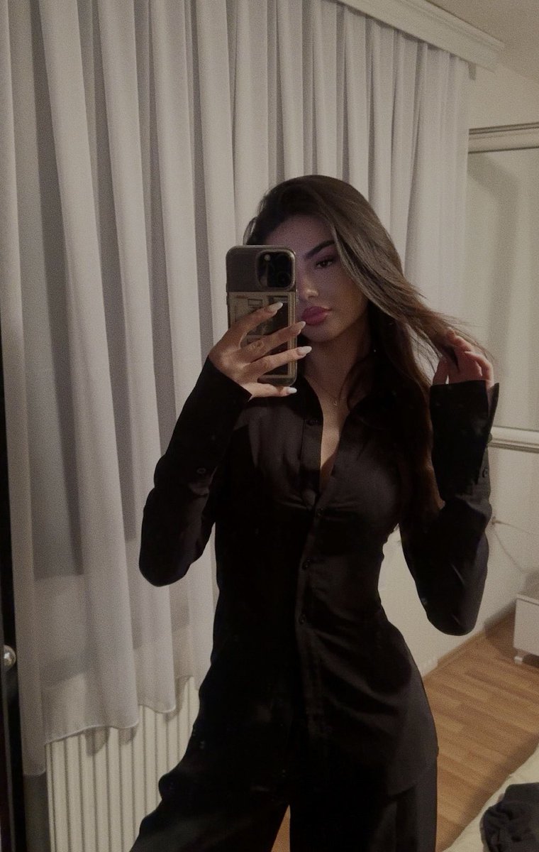 Leona (@leeonaa_mm) on Twitter photo 