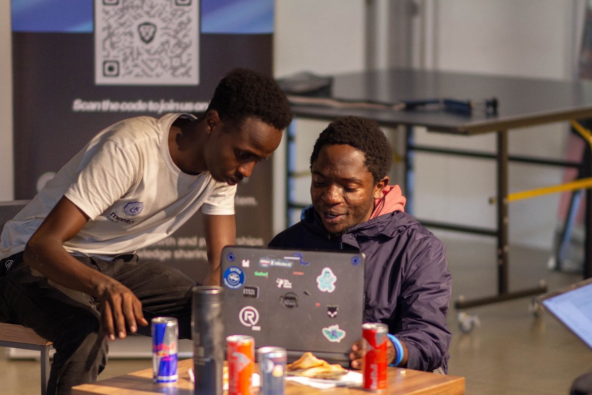 ADAMUR_R's tweet image. Today we celebrated our winners virtually, and we couldn’t be prouder. 
The creativity, teamwork, and technical brilliance each team showed reminded us what building together onchain really means.
Huge congratulations to everyone who poured their heart into this. You’re shaping…
