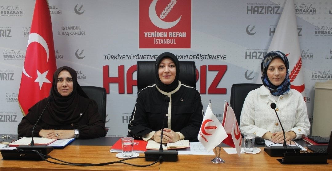 refahkadinist's tweet photo. Yeniden Refah Partisi İstanbul İl Kadın Kolları olarak;

İl Başkanımız Sn.Setenay KANAR Hanımefendinin riyasetinde gerçekleştirdiğimiz haftalık toplantımızda, teşkilat çalışmalarımız  değerlendirildi.

Alınan kararlar hayırlara vesile olsun.

#FatihErbakan
#YenidenRefahPartisi https://t.co/WXXZCEftJP