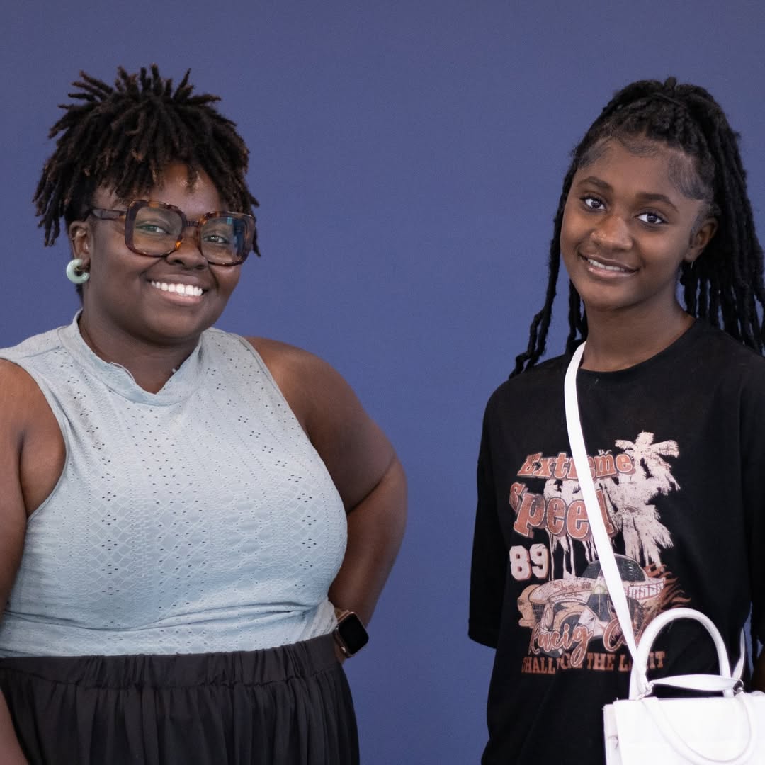 BaltCitySchools's tweet photo. Did you know that mentoring can positively impact attendance? Students who meet regularly with their mentor are 52% less likely than their peers to skip a day of school and 37% less likely to skip class. #BecomeAMentor #ShapeUpTheFuture #EveryStudentDeservesAMentor https://t.co/NKULY2S2OJ