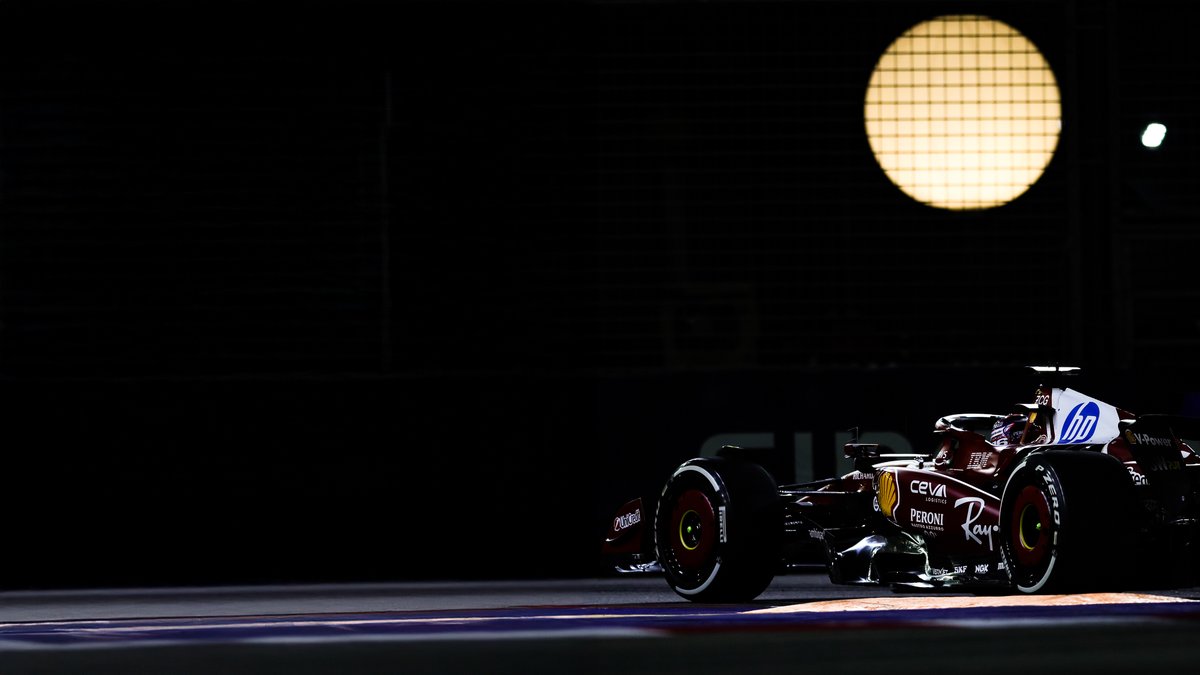 📱 <a href="/Charles_Leclerc/">Charles Leclerc</a> 🖥️

#SingaporeGP 🇸🇬