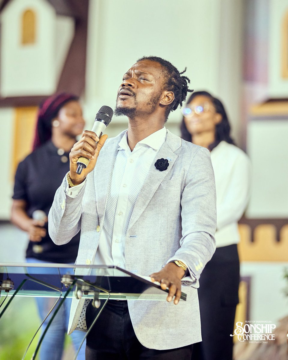 ChristCosmoInc's tweet image. In this atmosphere of glory, we pour out our hearts in songs of love, gratitude to our King. 🙌✨
Every melody rises as incense, every lyric a testimony of His goodness. ❤️

This is more than a song - it’s our offering of worship. 

#SonshipConference2025 
#FeastOfTabernacles