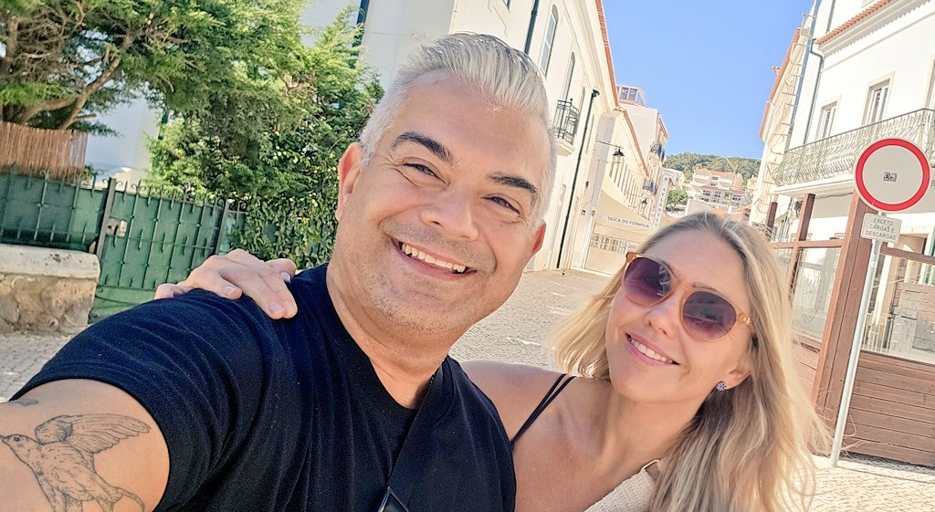 chris_neto's tweet image. Just 2 "Portuguese" #Avtweeps having lunch in São Martinho, #Portugal today 🥳 #avbrits #proav