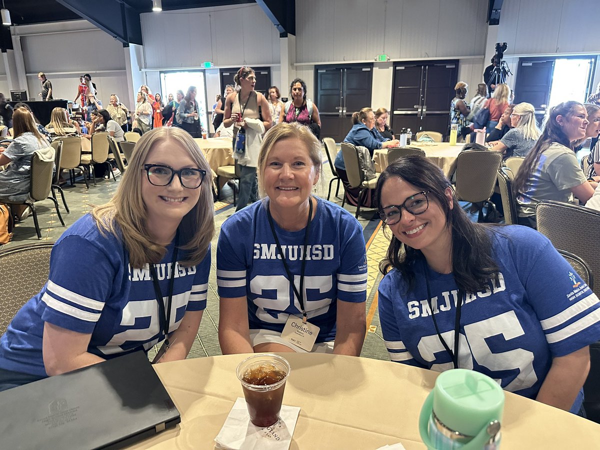 DrKristaH's tweet image. With a great team enjoying #tlc2025! #coaching