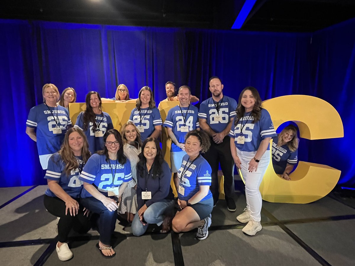 DrKristaH's tweet image. With a great team enjoying #tlc2025! #coaching