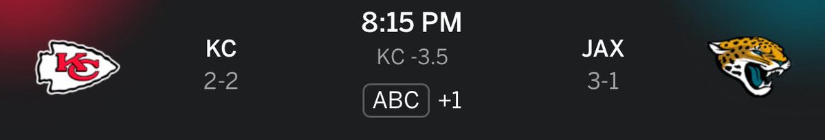 TheUFCGirl tweet media