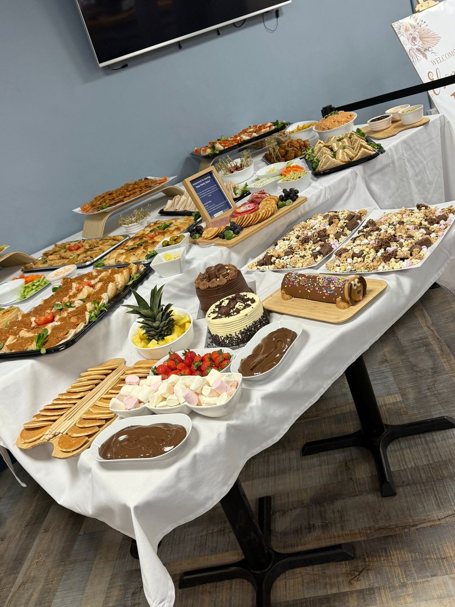 AtAvro's tweet image. Party room available @AvroFC @VestacareStadia also our spooky halloween party coming up. Spread the word @Oldham_Hour #oldhamhour