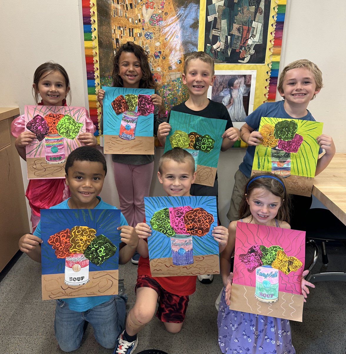 First Grade artists are showing off their Andy Warhol inspired projects! We studied Pop Art,  still-life displays, and printmaking with foam printing plates! #HPSDawesome 🎨
