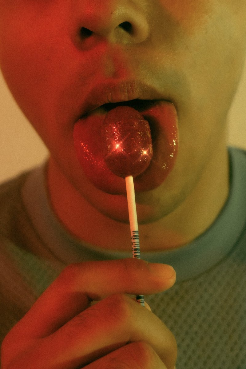 ethanreyx_'s tweet photo. lip service https://t.co/Sk0AwymUC1