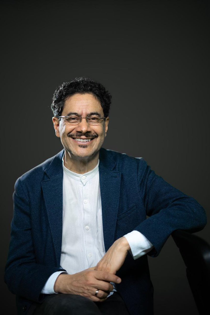 aleomanao's tweet photo. Su nombre es Iván Cepeda y va a ser nuestro Presidente ❤️ https://t.co/3mm5sKQZlc