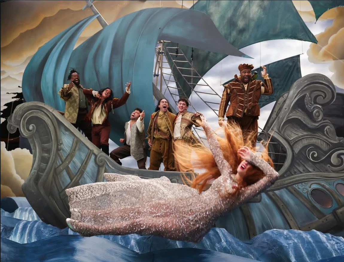 me when I’m at work all day and can’t listen to #TSTheLifeOfAShowgirl