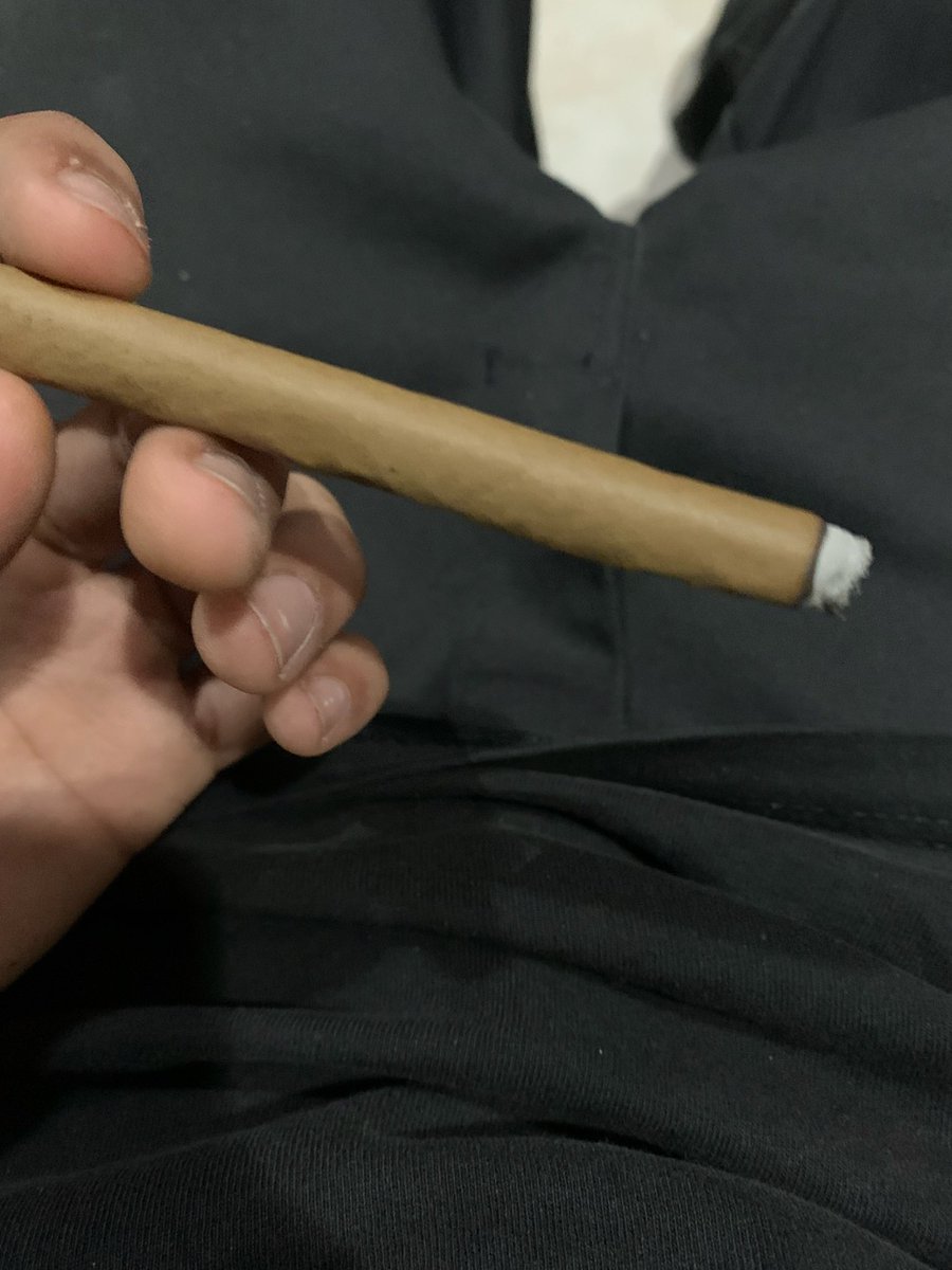 RyderTHEGOAT2's tweet photo. rolled this beauty tdy 😮‍💨 #pearledthathoe https://t.co/mmMAoIzM1e
