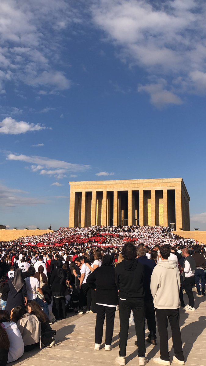 bambam_abla's tweet photo. @ustunezer O günü asla unutmam hepinizden allah razı olsun iyiki LÖSEV iyiki sizi tanıdım benim bu zorlu sürecimde hep yanımda oldunuz her zaman destek verdiniz teşekkürler LÖSEV ailesi https://t.co/EuZloJ7vWH