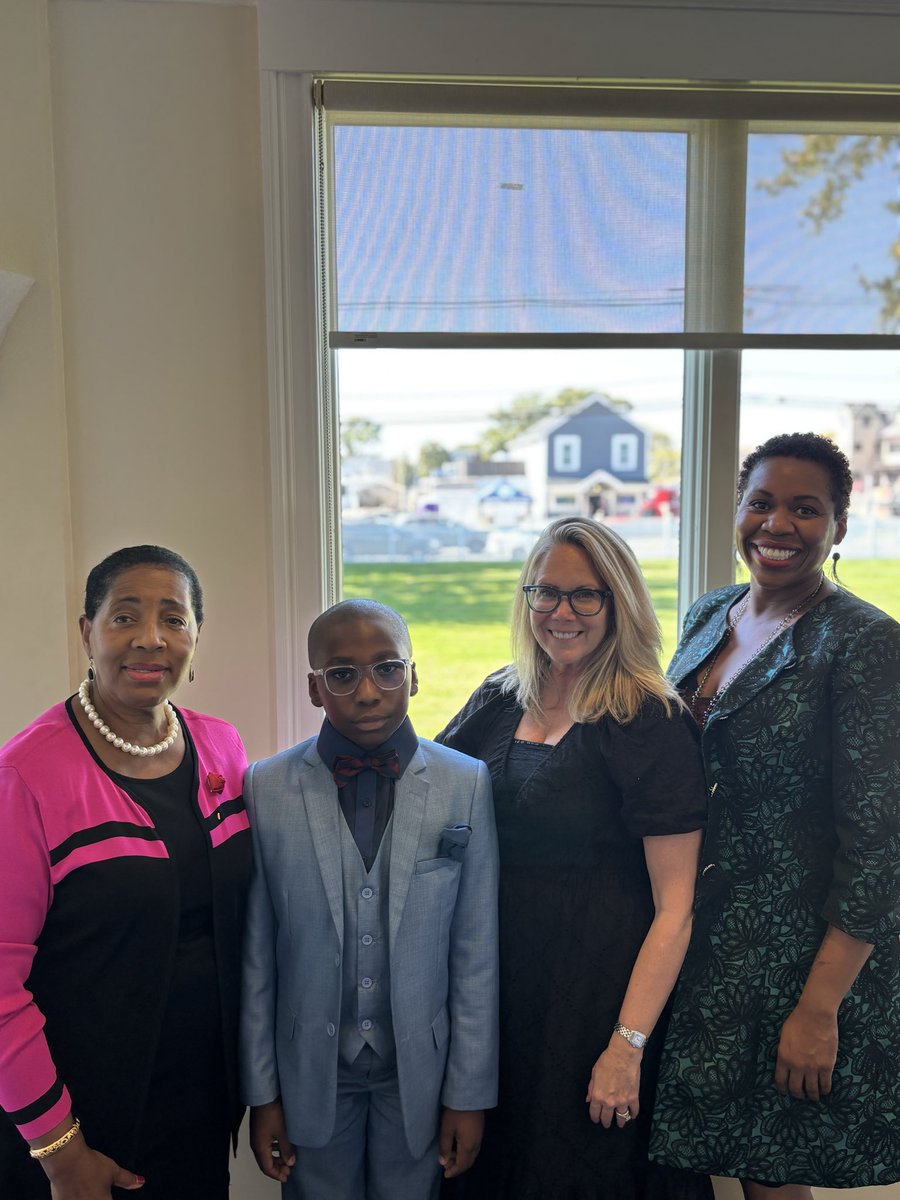 RepLauraGillen's tweet image. This weekend, I joined the repast for Rener Reed, former president of the Lakeview NAACP. A tireless advocate for education and equality, Ms. Reed dedicated her life to bringing people together and fighting for fairness in her community. May her legacy live on.