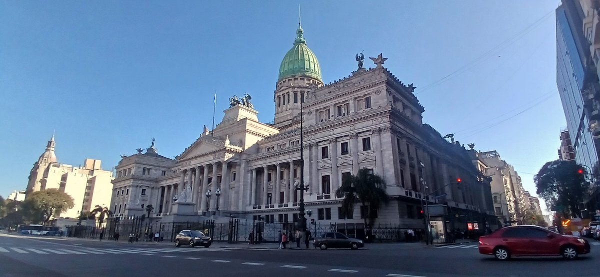 <a href="/ferraribsas/">Jorge Ferrari ®</a> <a href="/bodegonlapipeta/">Bodegón La Pipeta ®️</a> <a href="/MercadoCentro/">Mercado del Centro ®️</a> de mi visita a bs as el mes pasado, con mi celu A24, sin filtros ni nada.