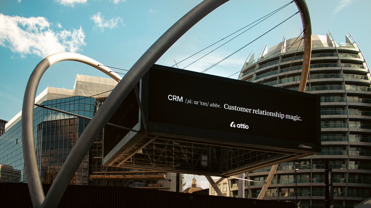 Customer relationship magic™ is taking over London.

Kudos to the whole marketing team and beyond.