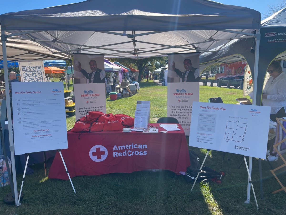 RedCrossPhilly's tweet image. Red Crossers were out and about this weekend offering fire safety and preparedness info at National Fire Prevention Week events, including Philadelphia&apos;s Fire Prevention &amp;amp; Safety Day and Lower Providence Township&apos;s Fall Fest!