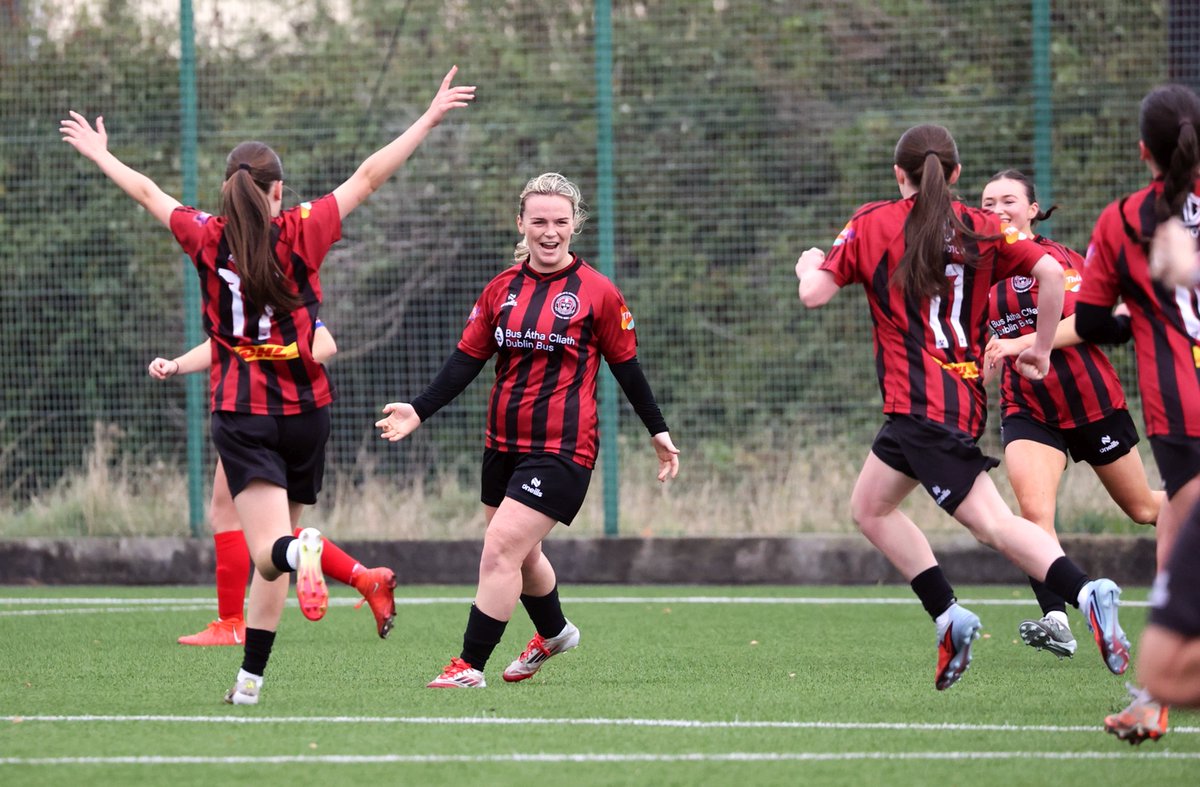 Pix from Sunday's LOI Academy WU19 League quarter-final <a href="/bfcdublin/">Bohemian Football Club</a> v <a href="/TreatyUnitedFC/">Treaty United FC</a> at the Oscar Traynor Centre.
More here: flic.kr/s/aHBqjCwuWZ
<a href="/BFCUnderage/">Bohemian FC Academy and Underage Sections</a> <a href="/LoiWomen/">LOI Women</a> <a href="/FAIWomen/">FAI Women</a>