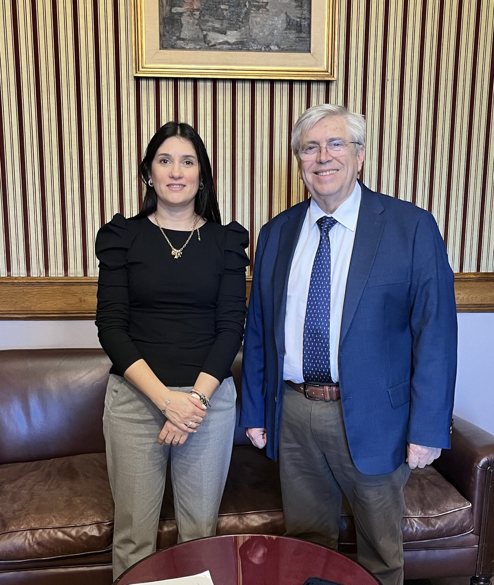 Reunión con la  Prosecretaria de la CRR <a href="/vickitacaceres/">Virginia Cáceres Batalla</a> de diversos temas.