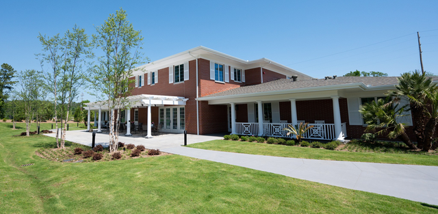 QuanticWenzel's tweet photo. Following our cross-organization August Month of Giving, we were honored to attend the dedication of a new Fisher House in Little Rock, Arkansas.

We’re grateful to the Fisher House and all who make this kind of impact possible. 💙 https://t.co/InJ2wFkZJU