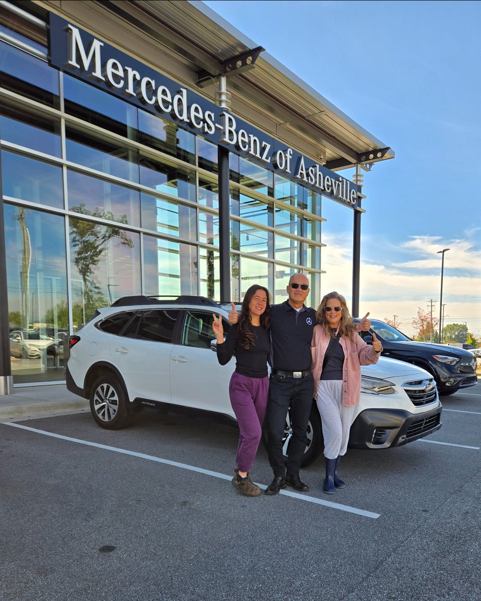 MercedesBenzAsh's tweet image. Mercedes-Benz® of Asheville congratulates Alexandra on her 2020 Subaru Outback, which she purchased with sales assistance from our team member, Song Yun. Thank you for your business, Alexandra! Here's to many safe, fun &amp;amp; happy miles!

#FieldsPreOwned #Subaru #Outback #Asheville