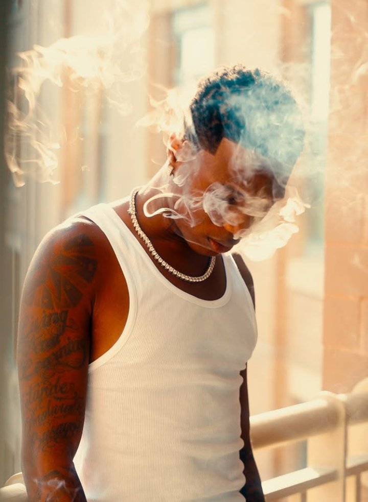 You be Wizkid fc and we no dey Follow each other F0llow me and drop Hi let me F0llow you back Asap..🤞