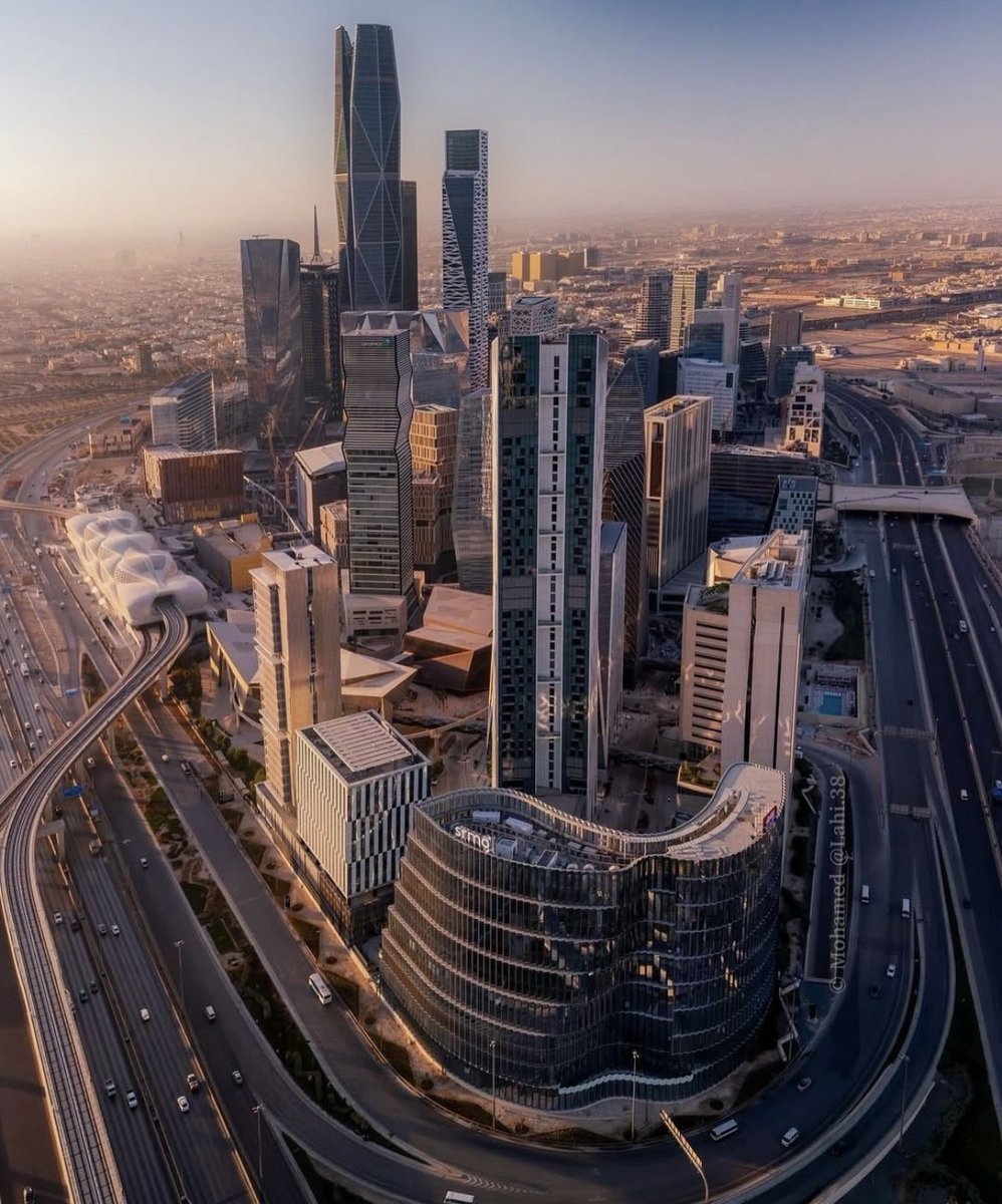 الرياض .. نهضة وحضارة