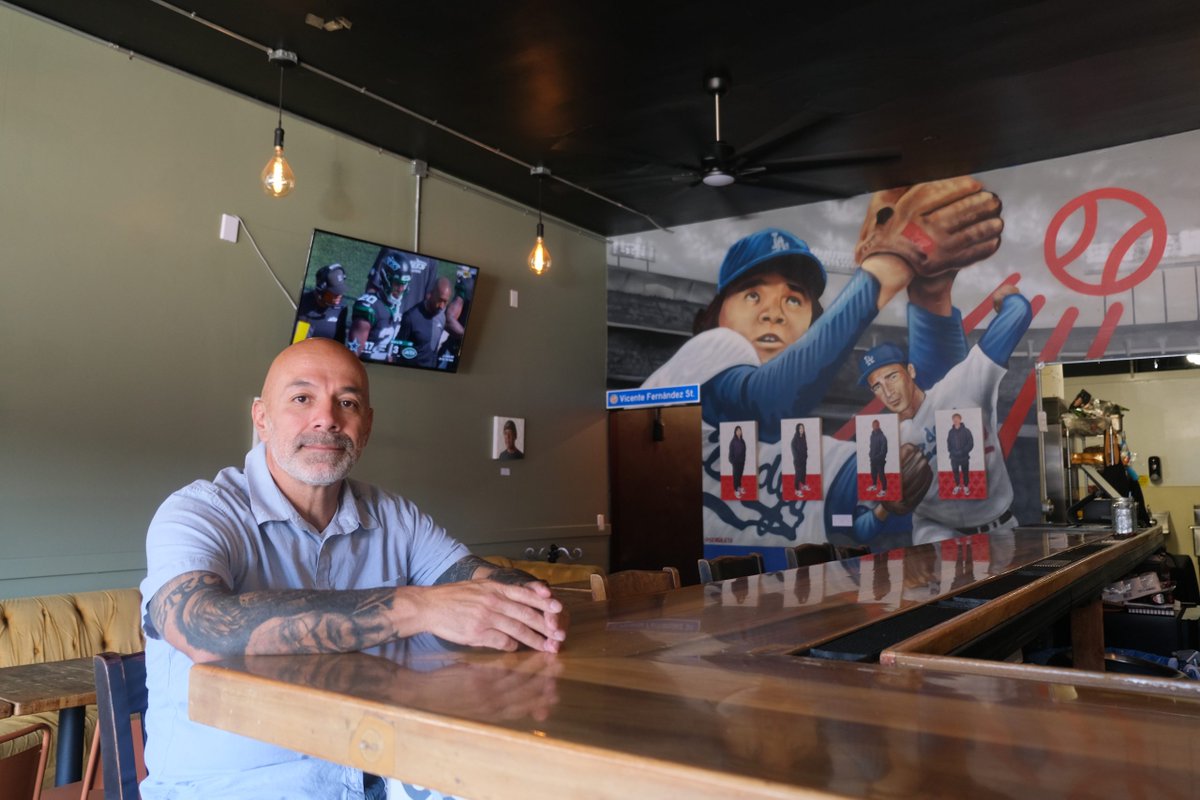 boyleheightsbt's tweet photo. Why this Boyle Heights business owner is painting over his Dodgers mural
https://t.co/awn3rdz87W https://t.co/0EikALTeWu