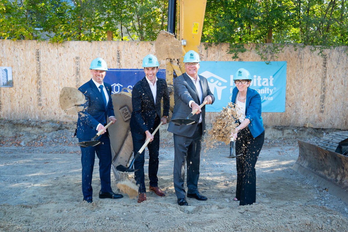 RobFlackEML's tweet photo. Our government is taking an all-hands approach to get shovels in the ground. Today, on World Habitat Day, we are announcing a partnership with Habitat for Humanity GTA and the City of Toronto to build 33 attainable units. We will continue to work with our municipal partners and organizations to support modular homebuilding and keep the dream of homeownership alive. 

#Housing #OnPOLI