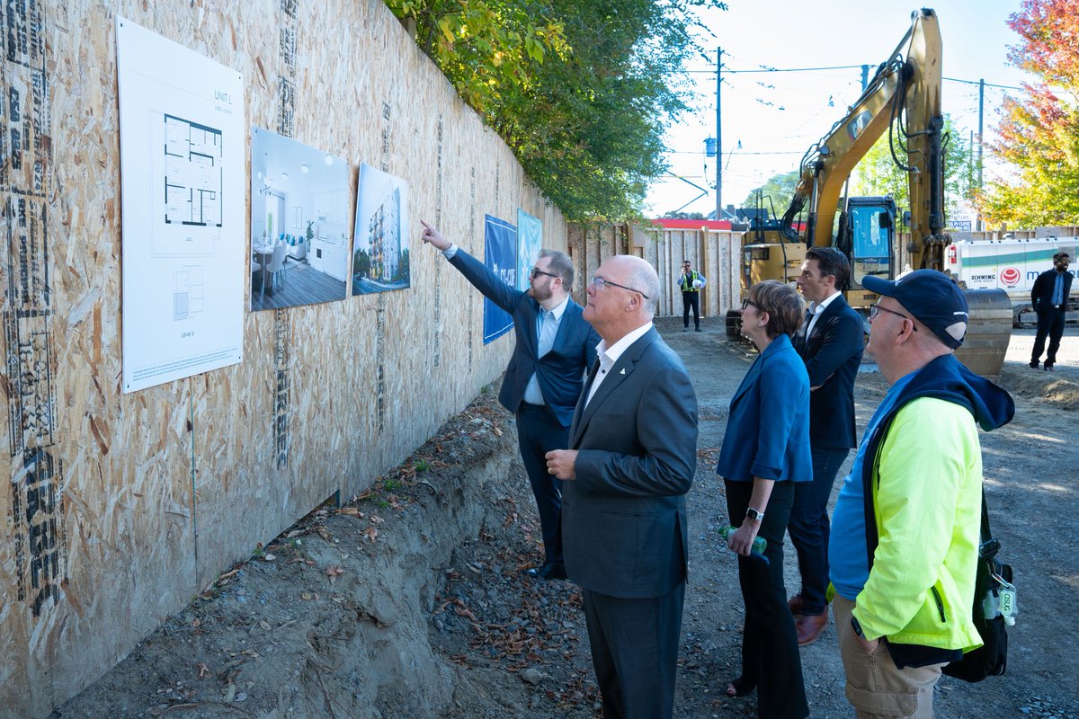 RobFlackEML's tweet photo. Our government is taking an all-hands approach to get shovels in the ground. Today, on World Habitat Day, we are announcing a partnership with Habitat for Humanity GTA and the City of Toronto to build 33 attainable units. We will continue to work with our municipal partners and organizations to support modular homebuilding and keep the dream of homeownership alive. 

#Housing #OnPOLI