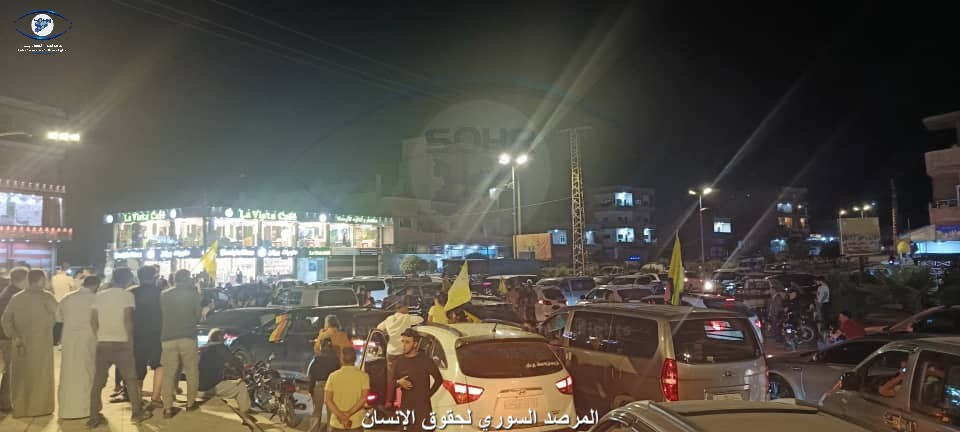 syriahr's tweet photo. عدسة #المرصد_السوري: احتجاجات في مدينة #عين_العرب (#كوباني) تضامنا مع حيي #الشيخ_مقصود و #الأشرفية. https://t.co/LRPRz4L1X8